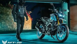 yamaha mt 15 v2 on road price india model comparison