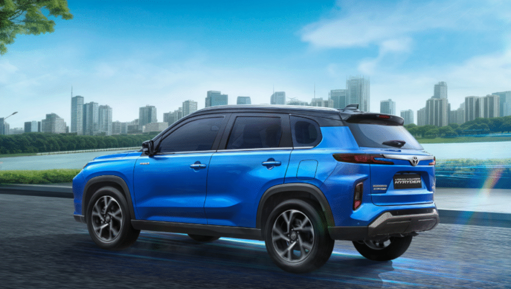 Hybrid badge and rear design of Toyota Urban Cruiser Hyryder 2025